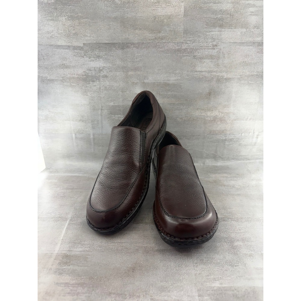 Born Women Brown Pebbled Leather Slip On Moc Toe Loafers D10606 Size 9
